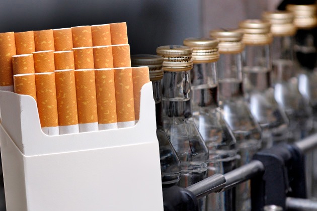 В России введут уголовную ответственность за незаконный ввоз табака и алкоголя из стран ЕАЭС